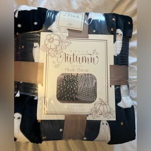 Black and White Plush Throw 2pk oversized plush throws